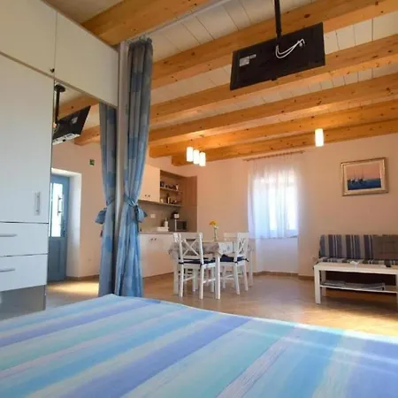 Apartments Insula Insule - Rustic & Peaceful Skrbcici Exterior photo