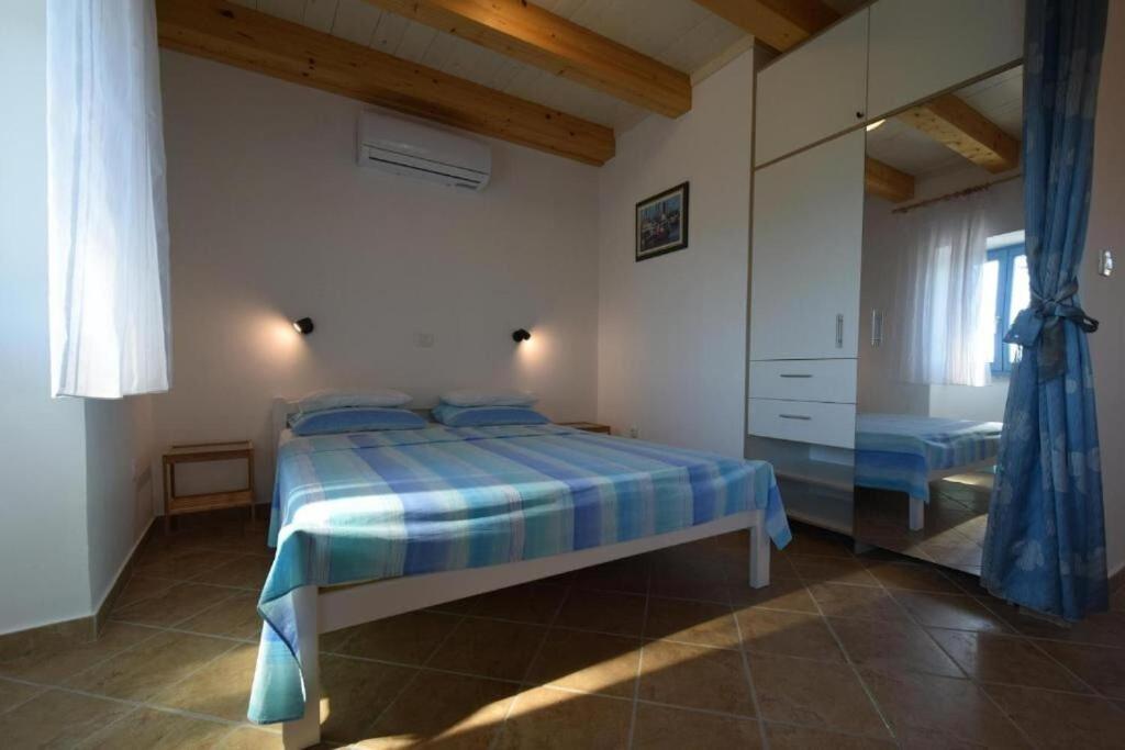 Insula Insule - Rustic & Peaceful Skrbcici