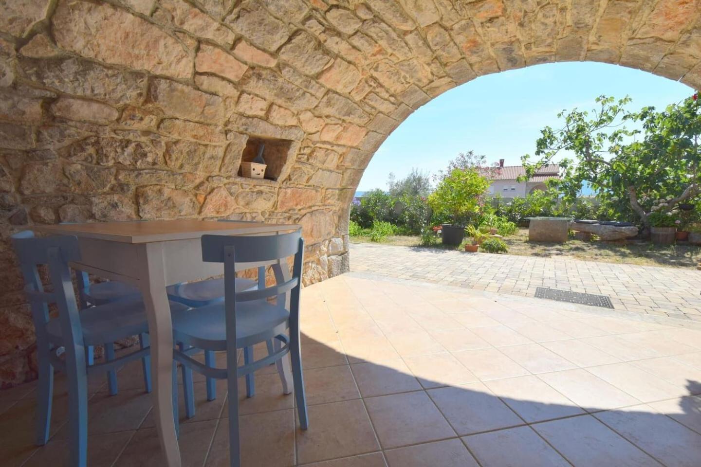 Apartment Insula Insule - Rustic & Peaceful